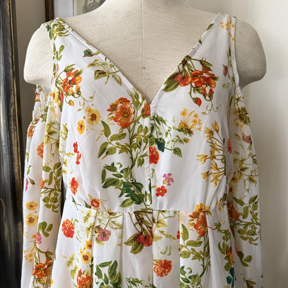 Disney Alice in Wonderland Day Dreamer Cold Shoulder Dress - Picture 5 of 7